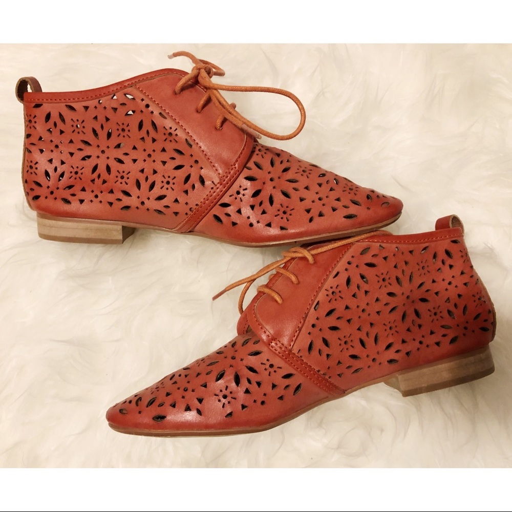 Crown Vintage Oxford Shoes // 9.5